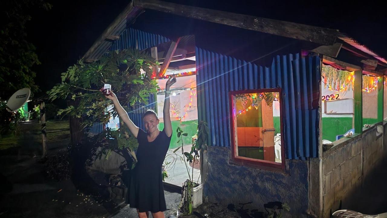 Tanna Volcano View Tree House Lenkuru ภายนอก รูปภาพ