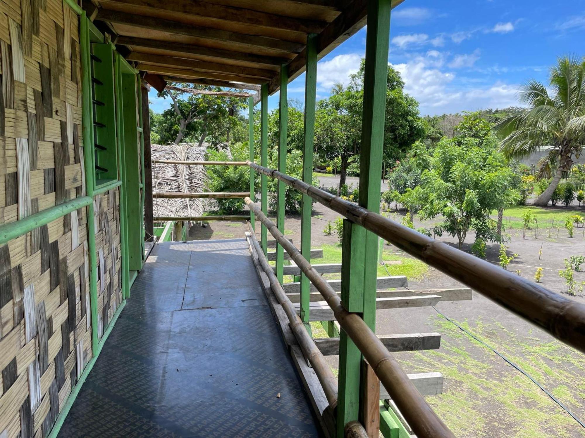Tanna Volcano View Tree House Lenkuru ภายนอก รูปภาพ